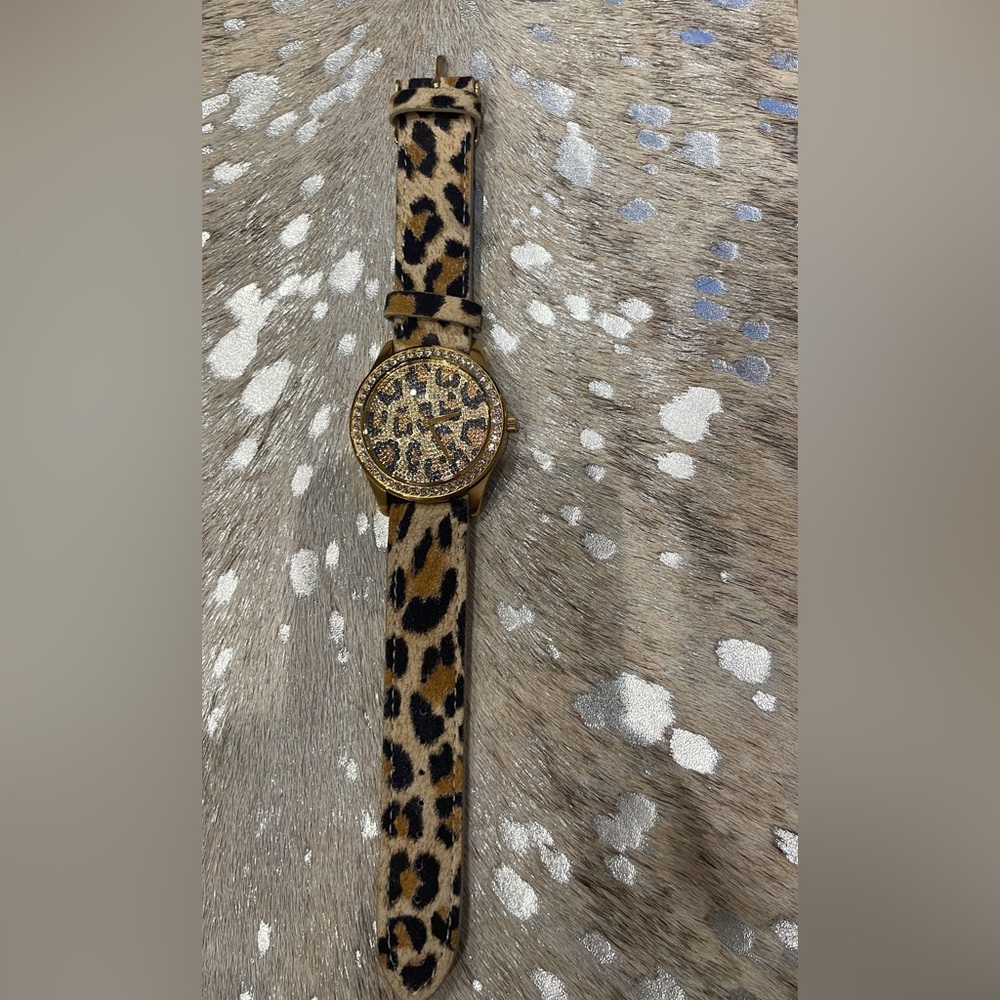 Guess Animal print watch